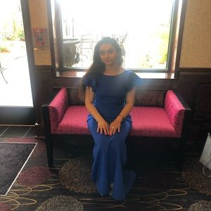 Worn twice, great condition, super flattering and stunning color